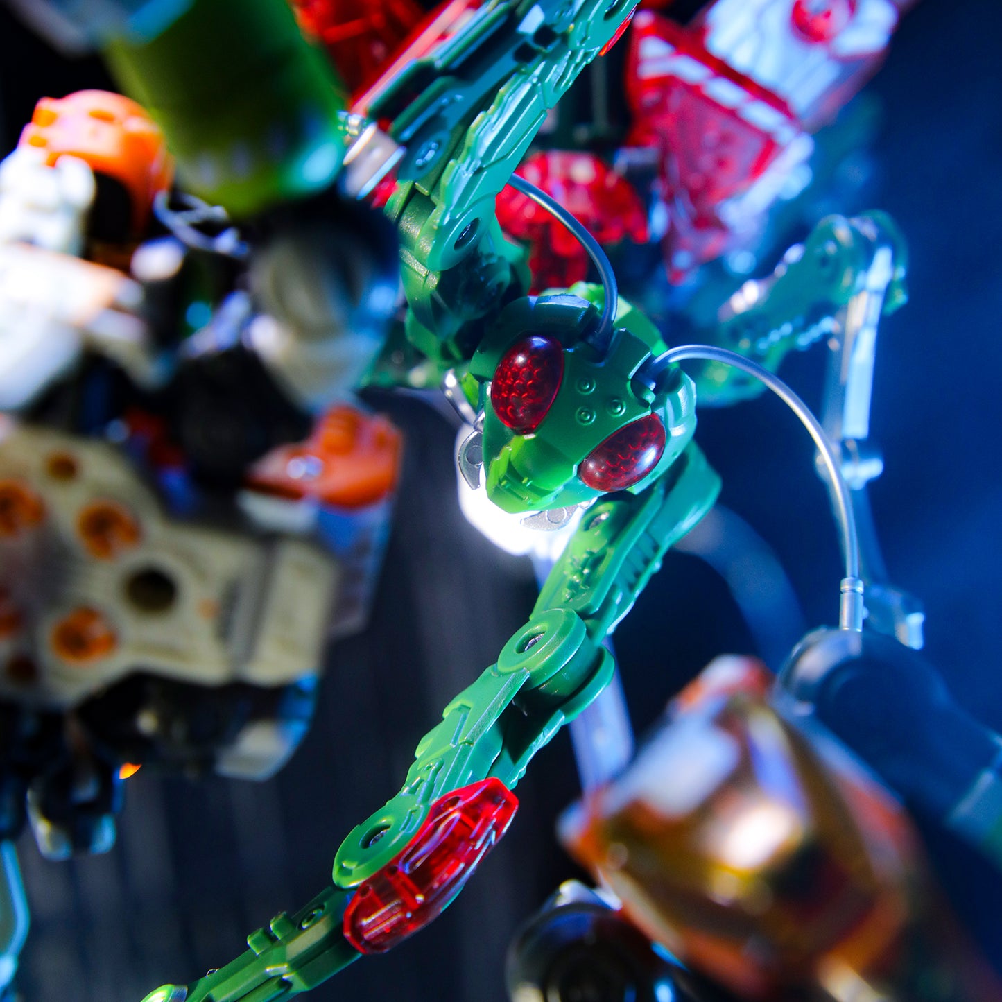 52TOYS BEASTBOX BB-28 REAPER Mantis Deformation Toys Action Figure, Transforms in Mecha and Cube